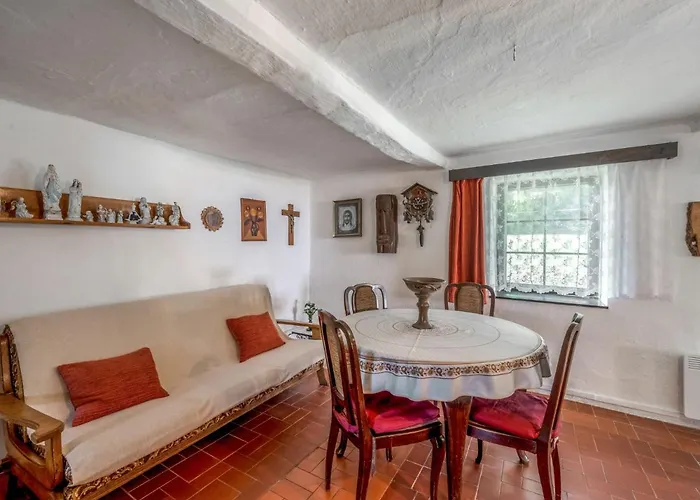 Сasa de vacaciones Ujezd Svateho Krize By Interhome *